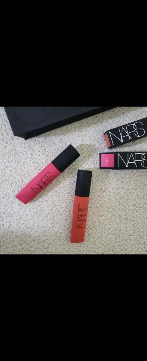 새상품,선물포장) 나스 NARS 페이스티 에어매트 립 컬러